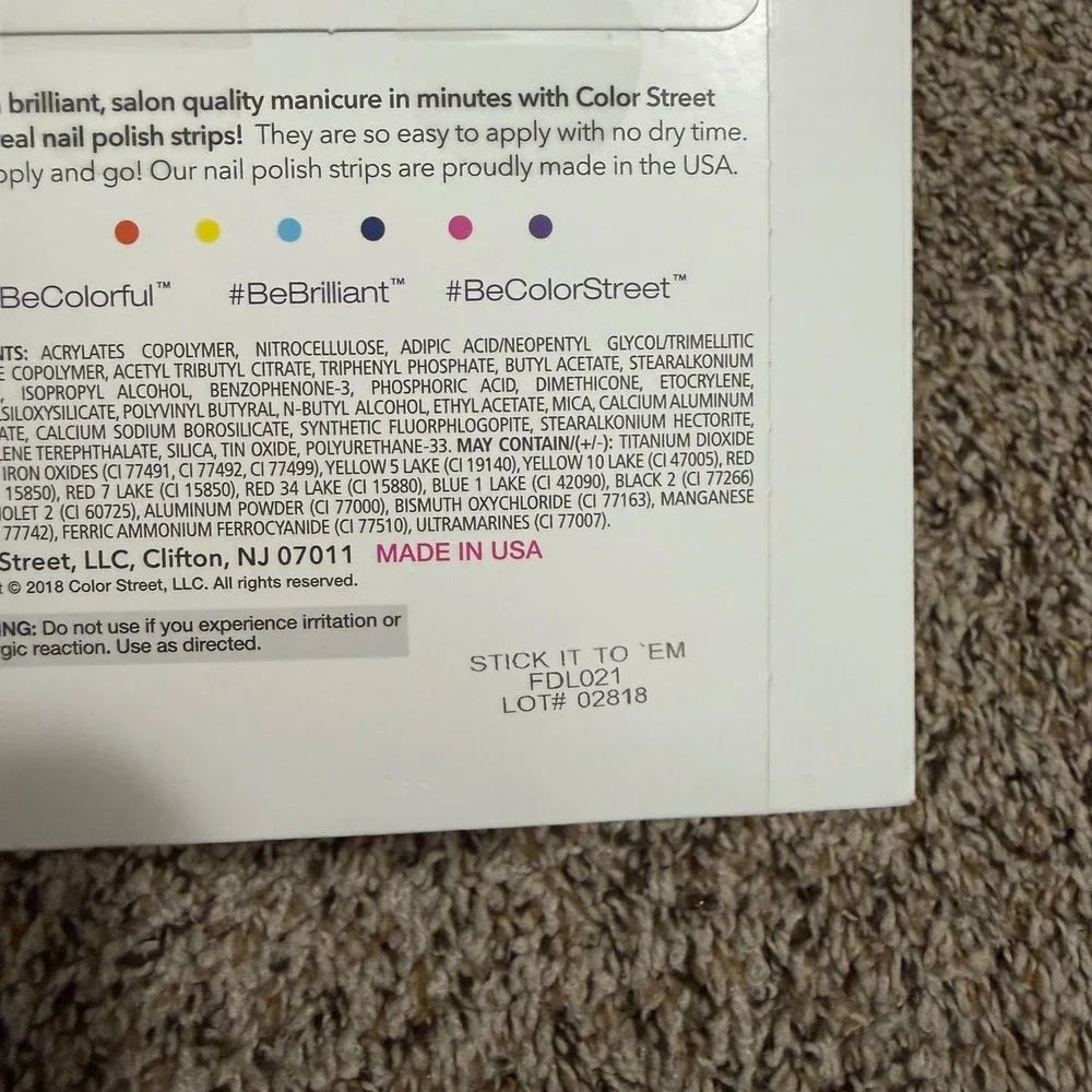 Color Street Stick It To Em Hockey Nail Polish Strips Cream FDL021 16 Count NEW